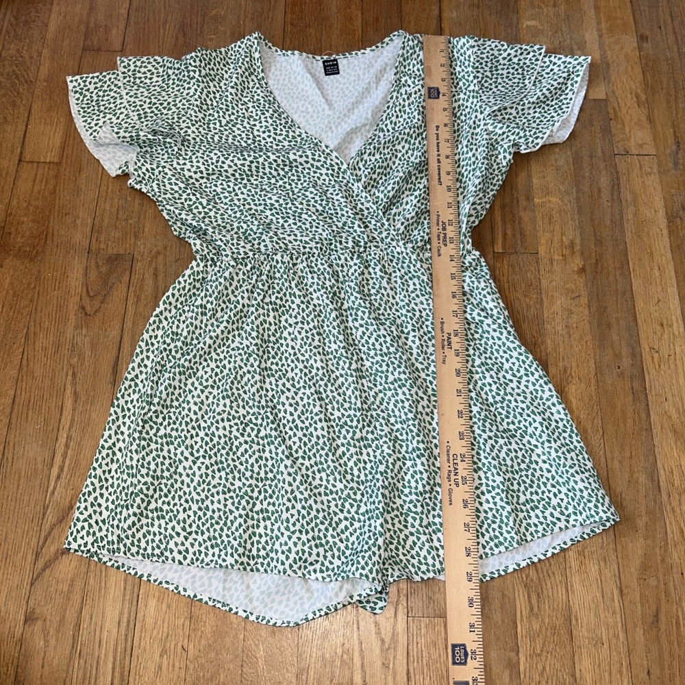 Short Sleeve Romper Shorts All Over Hearts‎ B Neck Ruffle Sleeve L  8/10 - Picture 9 of 9